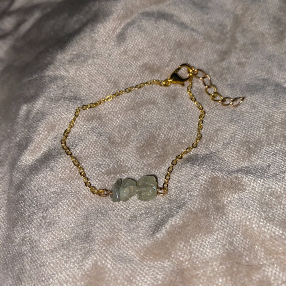 Prehnite Crystal Gemstone Bracelet